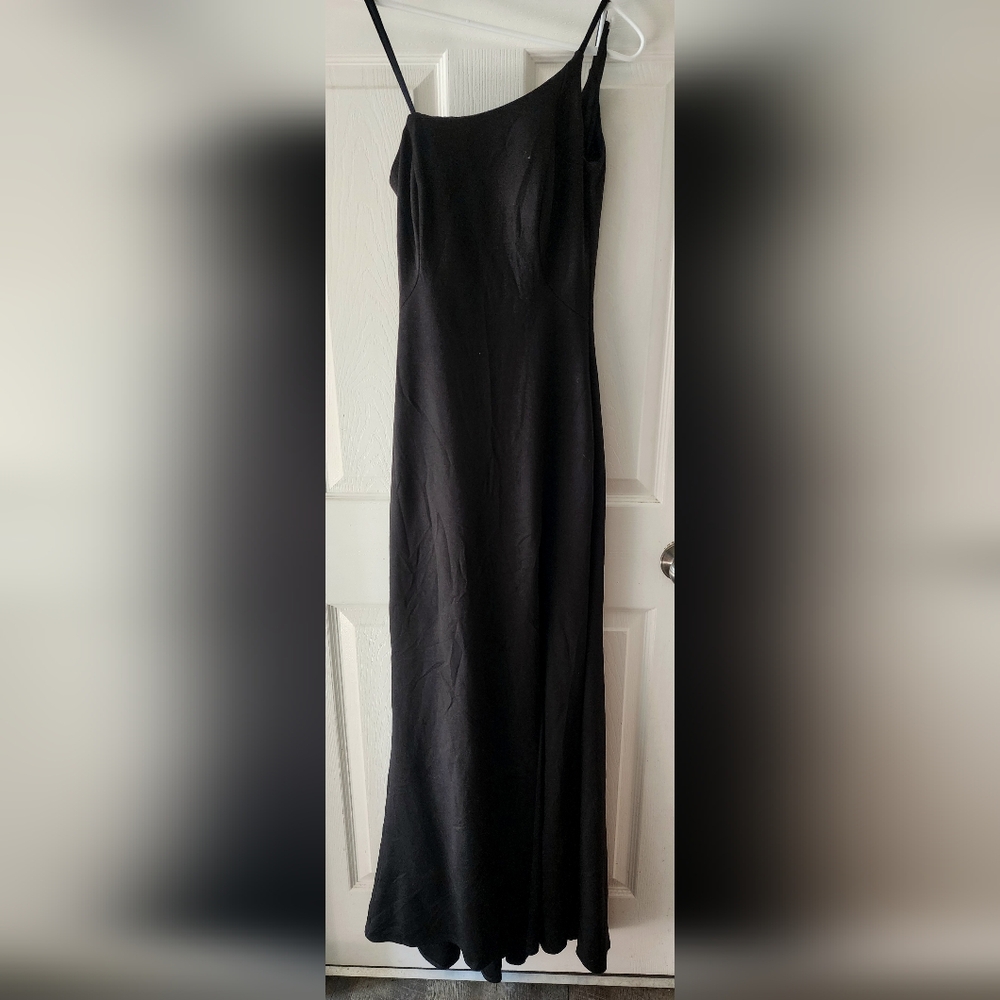 💐2/$25 Charcoal Black La Femme Formal One-Shoulder Dress with Slit, size 2